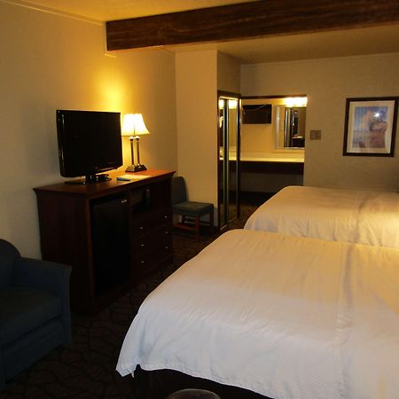Best Western Dunmar Inn Evanston Exterior photo
