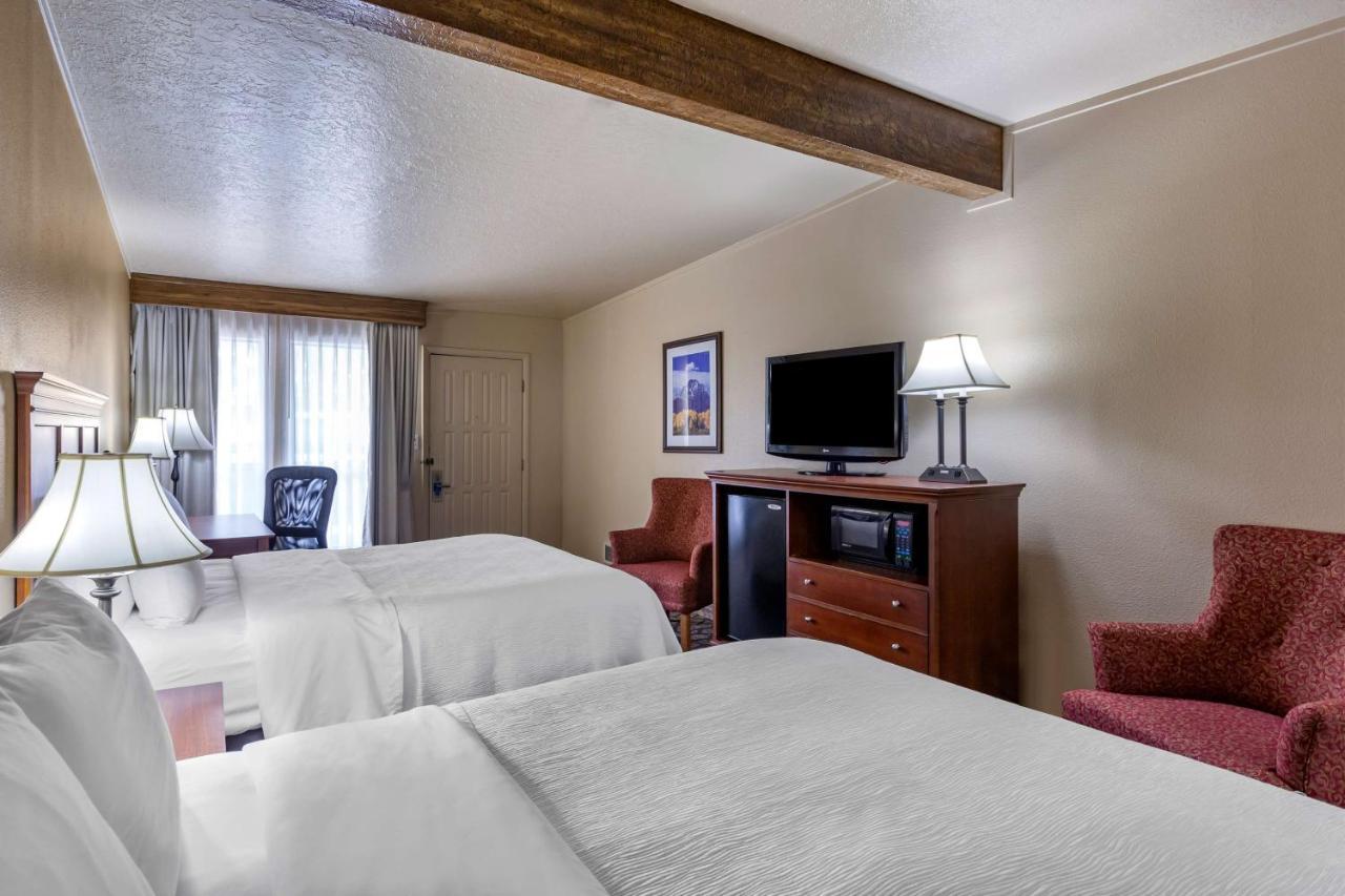 Best Western Dunmar Inn Evanston Exterior photo