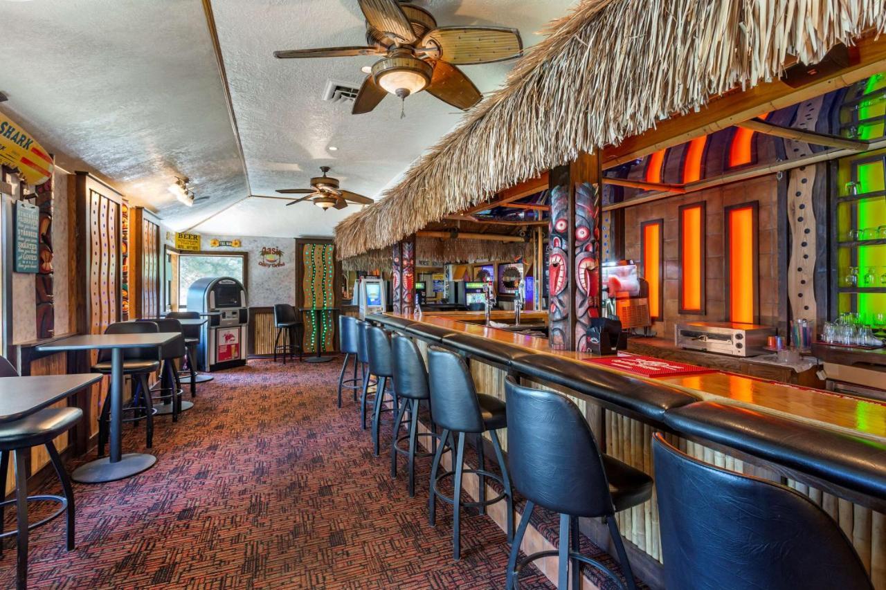 Best Western Dunmar Inn Evanston Exterior photo