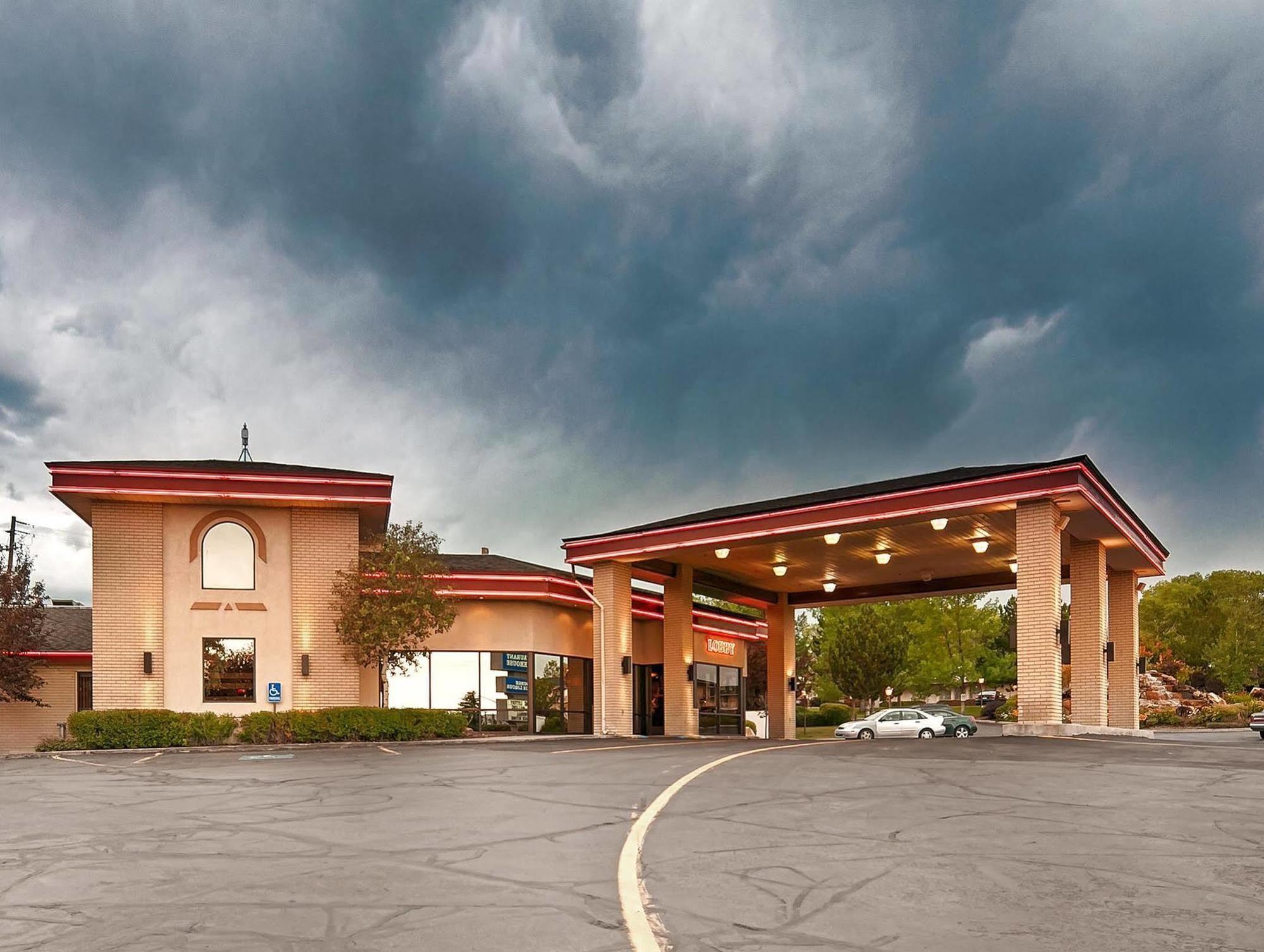 Best Western Dunmar Inn Evanston Exterior photo